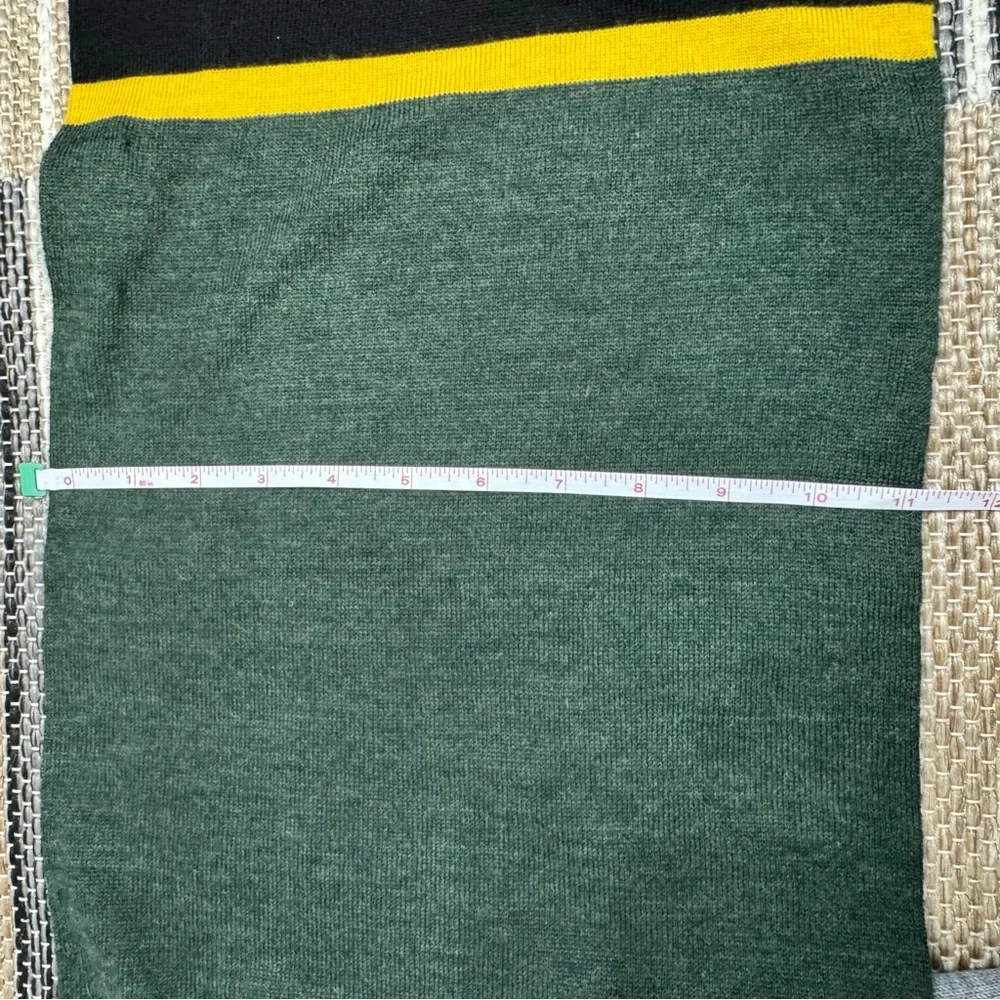Banana Republic Green Gray Wool Blend Men’s‎ Rectangle Winter Scarf